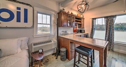 Lakefront Studio Guest Home on Hermann Wine Trail!