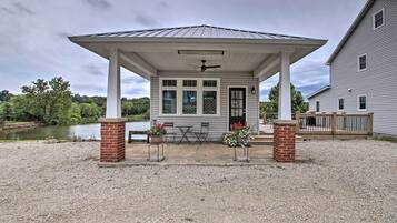 Apartment (0 Bedroom) | Front of property