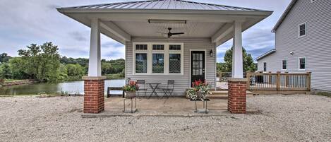 Apartment (0 Bedroom) | Front of property