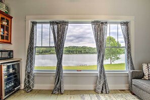 Apartment (0 Bedroom) | Interior