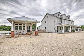 Apartment (0 Bedroom) | Interior