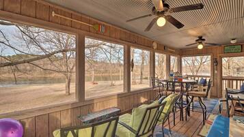 House (4 Bedrooms) | Front of property