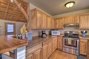 House (4 Bedrooms) | Interior - Secluded White River Haven Near Devils Knob! (Melbourne)