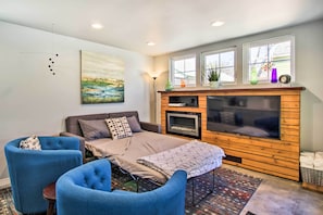 Cottage (2 Bedrooms) | Interior