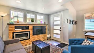 Cottage (2 Bedrooms) | Interior