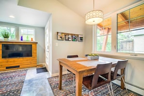 Cottage (2 Bedrooms) | Interior