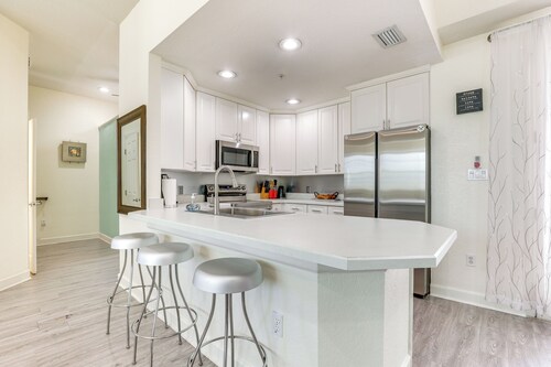 Clearwater Beach Hideaway: Walkable Location!