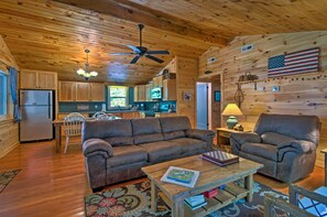 House (2 Bedrooms) | Interior