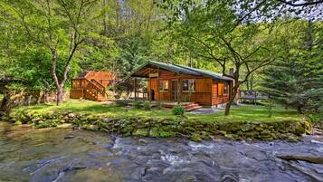 Rumah (2 Bedrooms) | Bagian depan properti