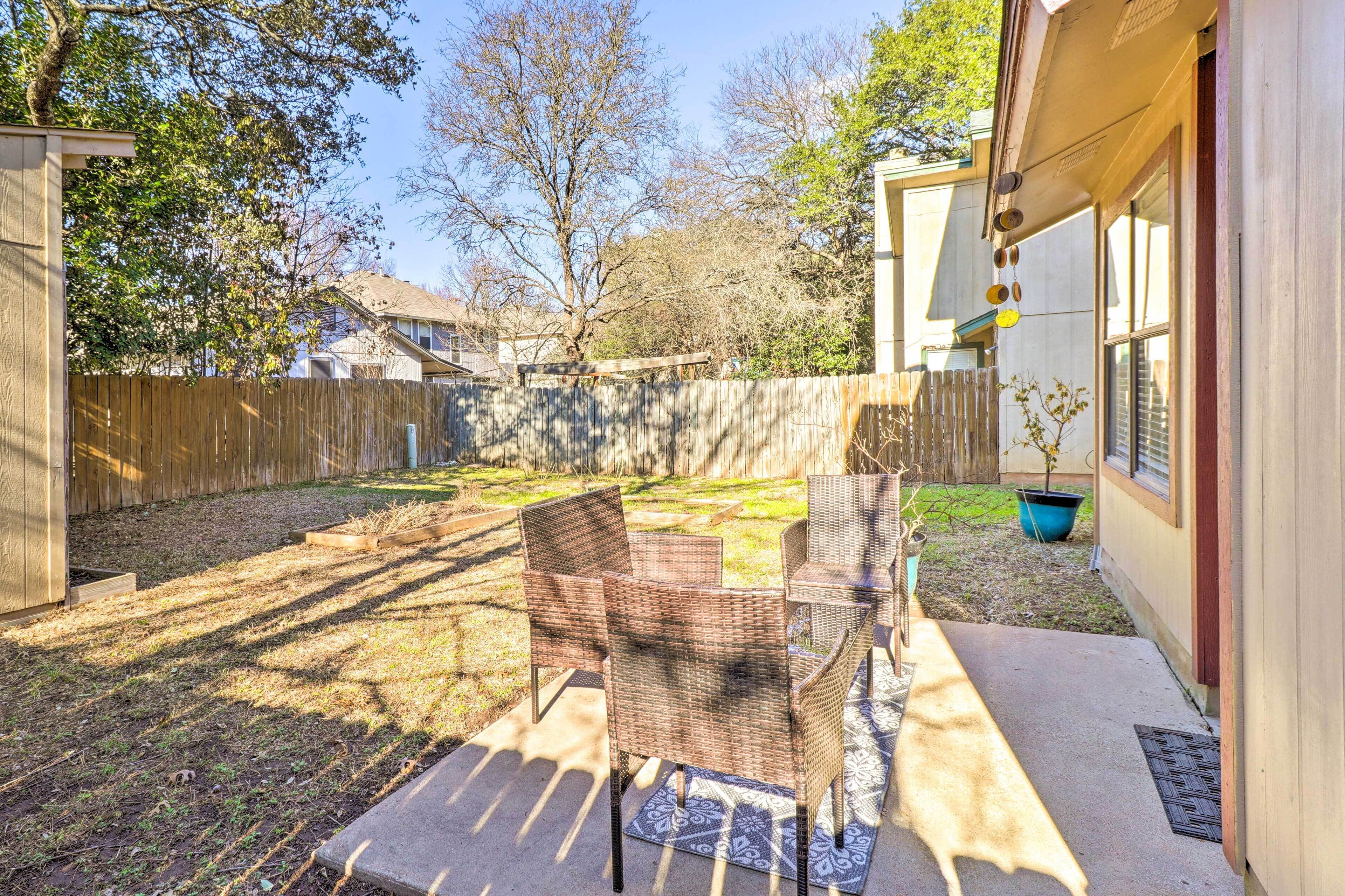 Cozy Austin Home w/ Yard: Near Downtown!