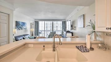 Apartment (1 Bedroom) | Interior