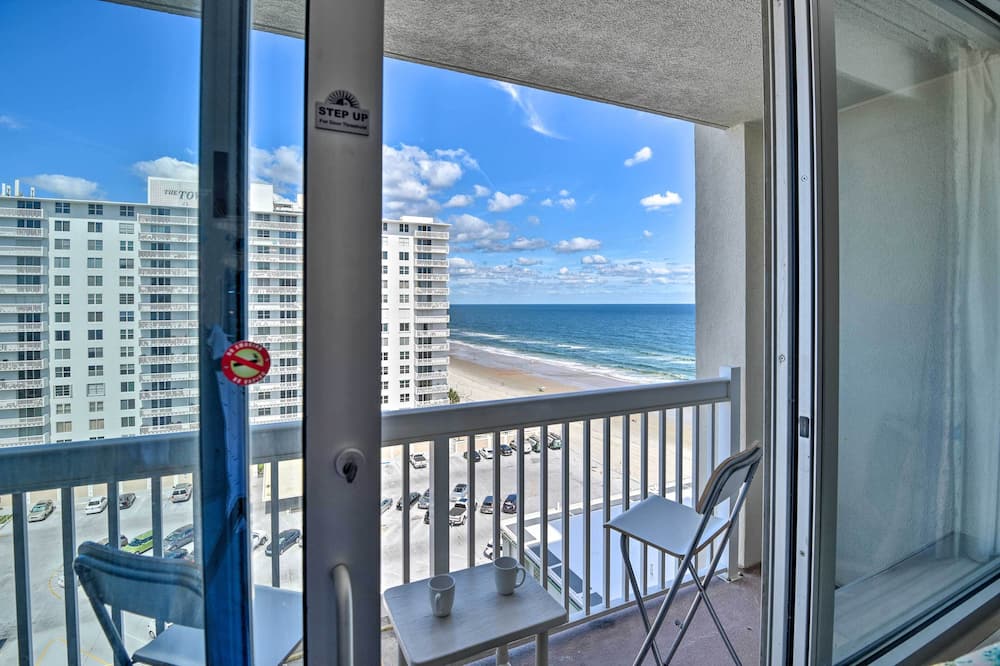 Vacation Vibe Condo: Eleventh-floor Ocean Views - Daytona Beach, FL