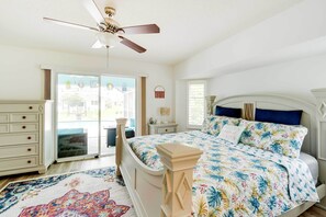 House (3 Bedrooms) | 3 bedrooms, free cots/infant beds, bed sheets - Family-friendly Englewood Getaway w/ Pool! (Englewood)
