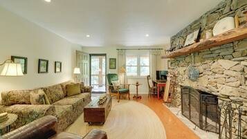 Rumah (2 Bedrooms) | Interior