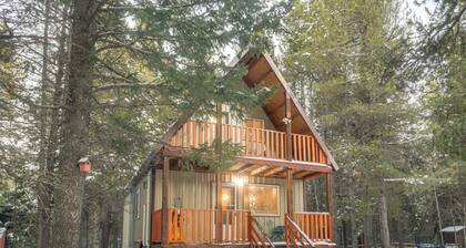 Family Cabin w/ Fire Pit - 25 Miles to Yellowstone
