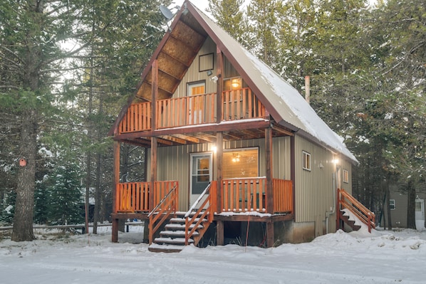 House (3 Bedrooms) | Front of property