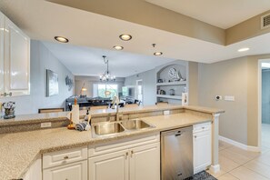 Interior - New Smyrna Beach Condo w/ Balcony & Pool Access (New Smyrna Beach)