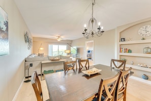 Apartment (3 Bedrooms) | Interior - New Smyrna Beach Condo w/ Balcony & Pool Access (New Smyrna Beach)