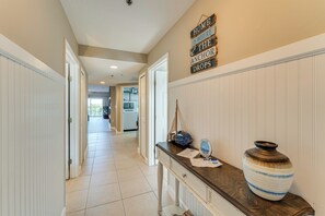 Interior - New Smyrna Beach Condo w/ Balcony & Pool Access (New Smyrna Beach)