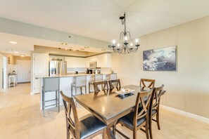 Interior - New Smyrna Beach Condo w/ Balcony & Pool Access (New Smyrna Beach)