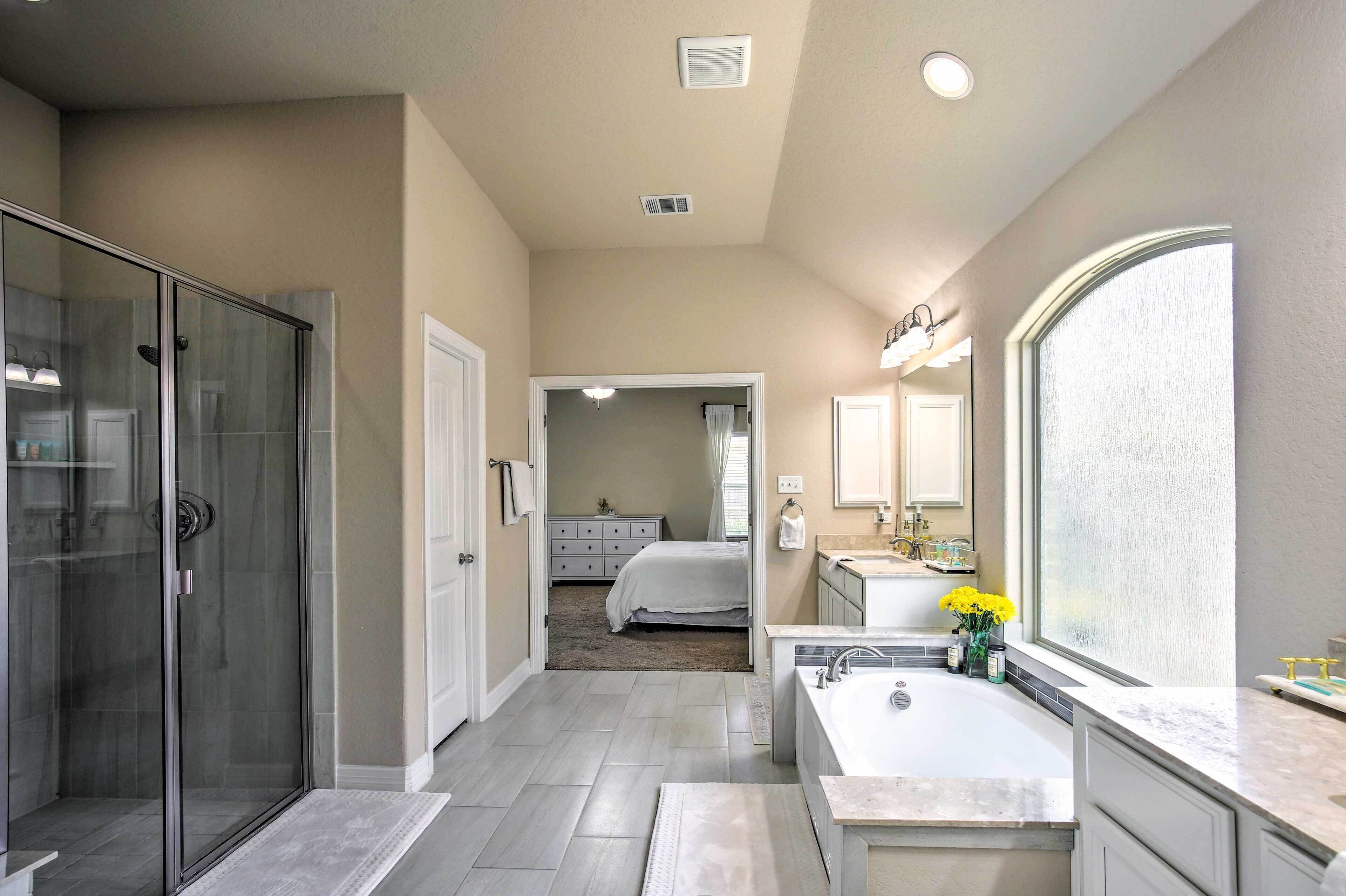 Suburban San Antonio Home w/ Covered Patio!