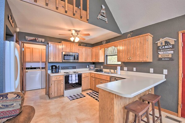 House (2 Bedrooms) | Interior