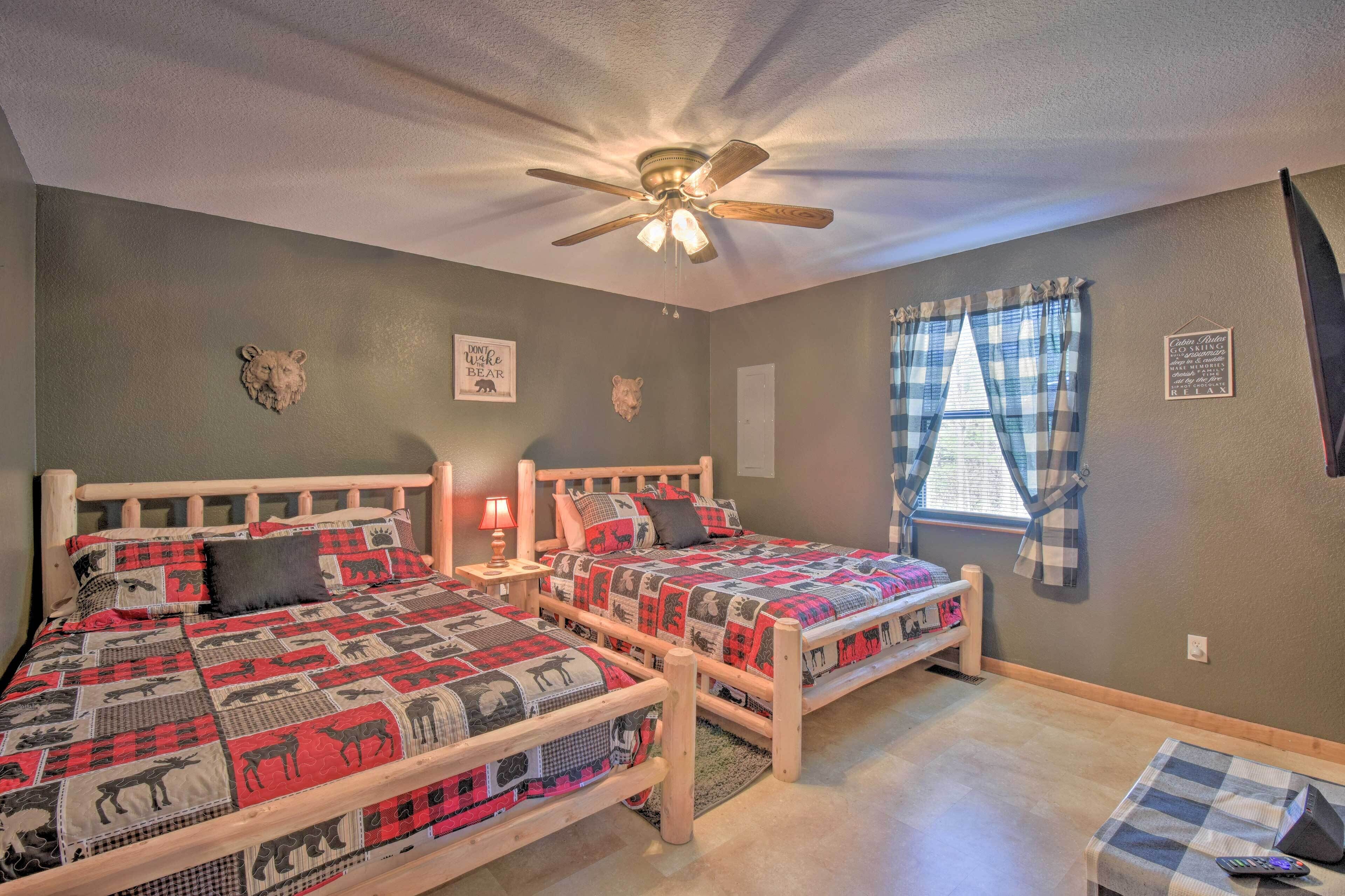 House (2 Bedrooms) | Interior