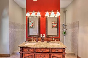 Casa (2 Bedrooms) | Baño | Regadera 