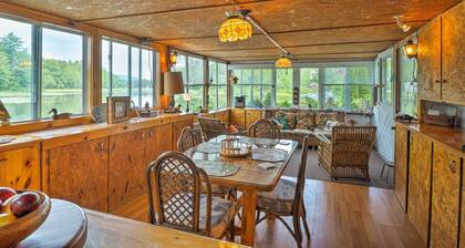 Cozy Cottage on Caroga Lake w/ Waterfront Fire Pit