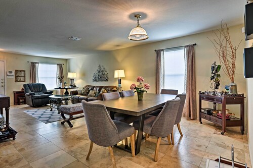 Spacious Family Home Near San Antonio Hotspots!