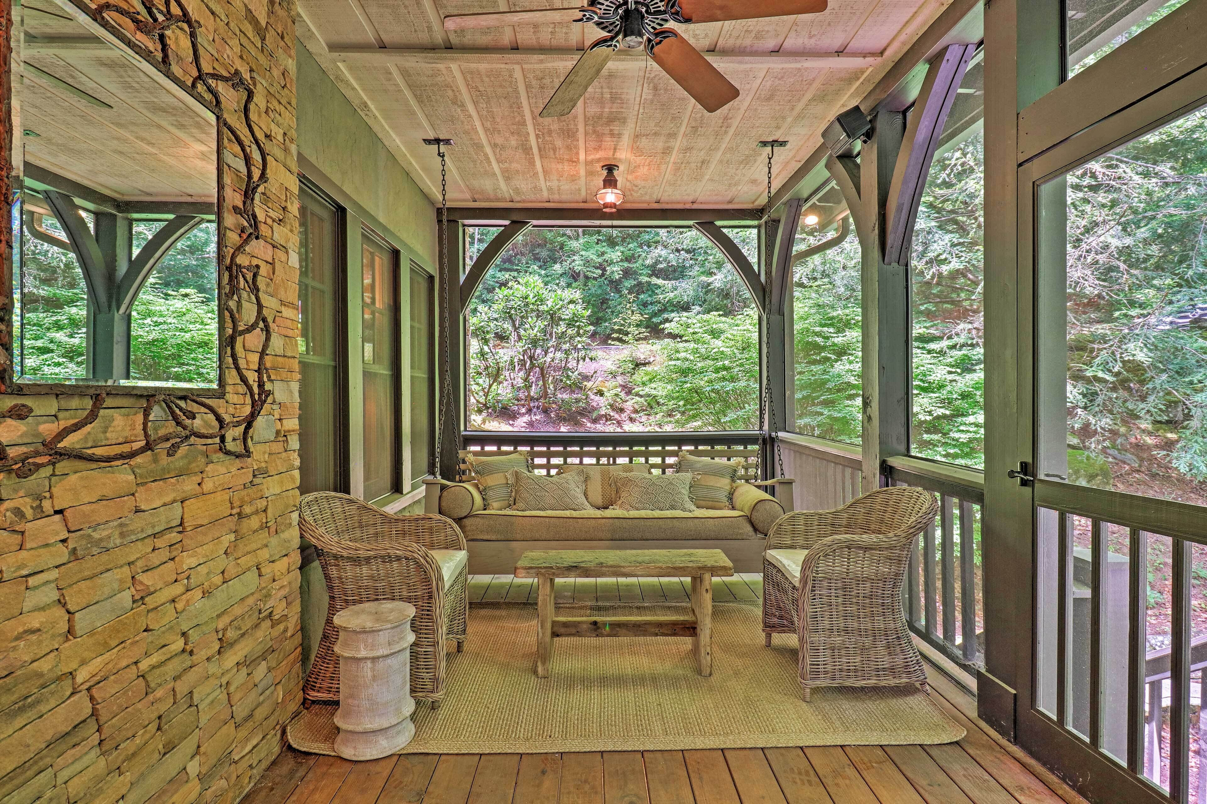 Charming Cashiers Cottage w/ Screened Porch!