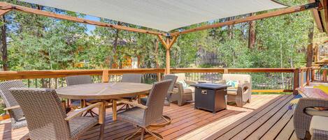 House (4 Bedrooms) | Front of property