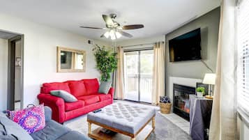 Apartment (2 Bedrooms) | Front of property