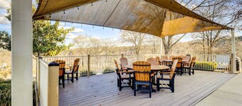 Beautiful Branson Condo w/ Golf + Pool Access!