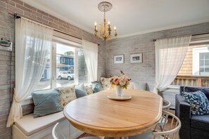 平房 (2 Bedrooms) | 住宿內部