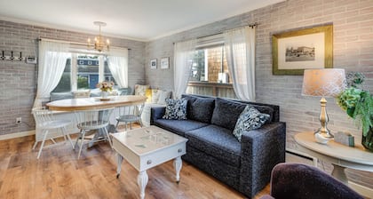 Quaint 'sur La Mer' Cottage w/ Deck, Fire Pit