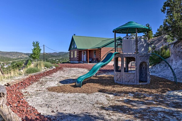 House (3 Bedrooms) | Front of property