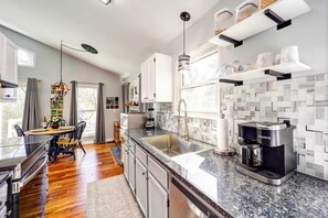 Microwave, oven, stovetop, dishwasher - Secluded Getaway ~ 3 Mi to Blue Ridge Parkway (Millers Creek)