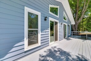 Exterior detail - Secluded Getaway ~ 3 Mi to Blue Ridge Parkway (Millers Creek)