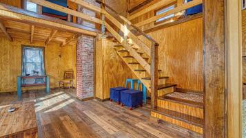 Cottage (3 Bedrooms) | Interior