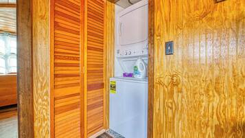 Cottage (3 Bedrooms) | Interior