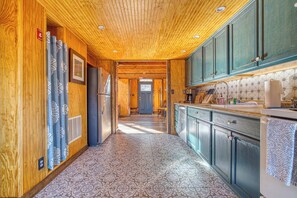 Cottage (3 Bedrooms) | Interior