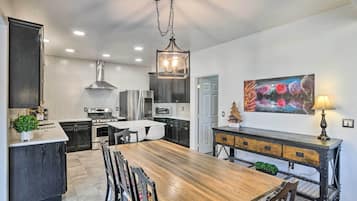 Nhà (4 Bedrooms) | Nội thất