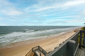 On the beach - Experience beachfront luxury in this 3-bedroom townhome in North Topsail Beach. (North Topsail Beach)