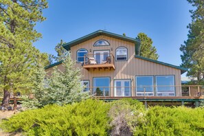 House (3 Bedrooms) | Interior - Spacious Mountain Home, 10 Mi to Angel Fire Resort (Angel Fire)