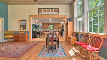 House (1 Bedroom) | Interior