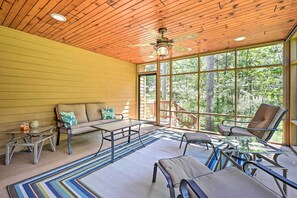 House (5 Bedrooms) | Interior - Nekoosa Golf Course Retreat w/ Hot Tub! (Nekoosa)