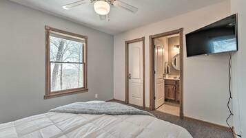 Rumah (4 Bedrooms) | Interior