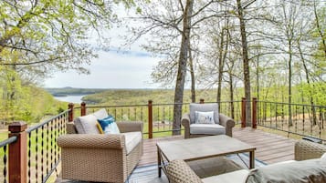 Rumah (4 Bedrooms) | Bagian depan properti