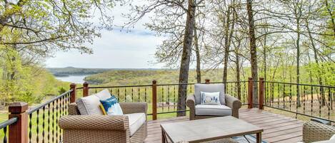 House (4 Bedrooms) | Terrace/patio